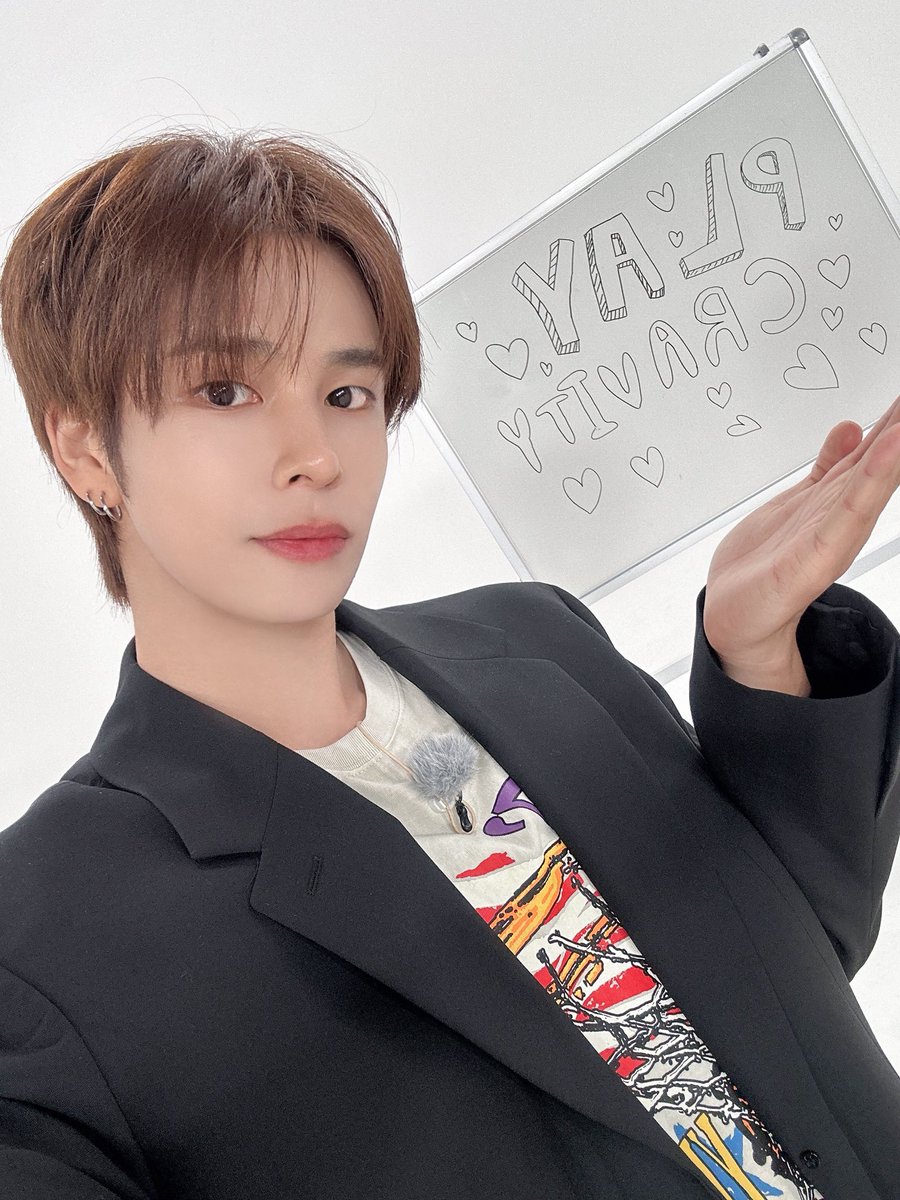 Recent activity shot of CRAVITY