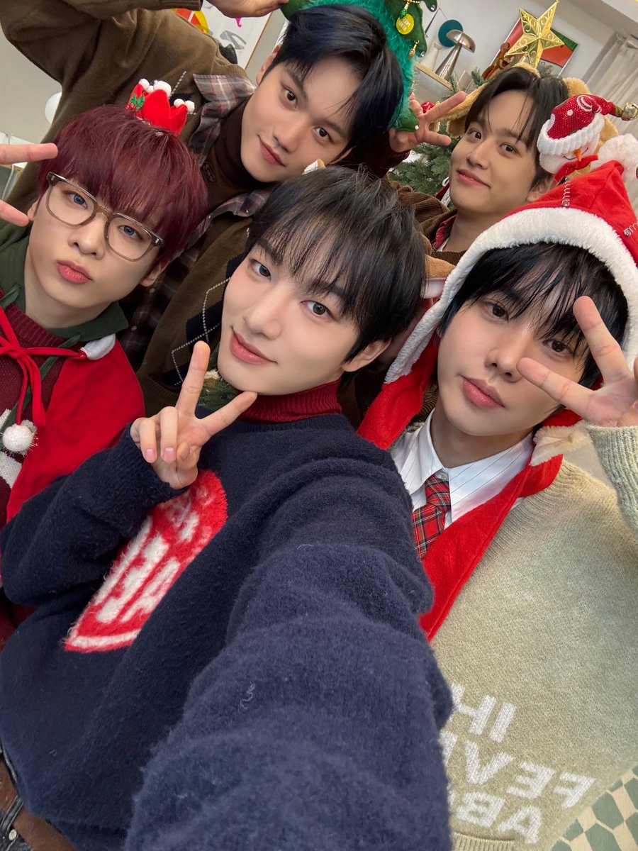 Behind-the-scenes cut of MCND