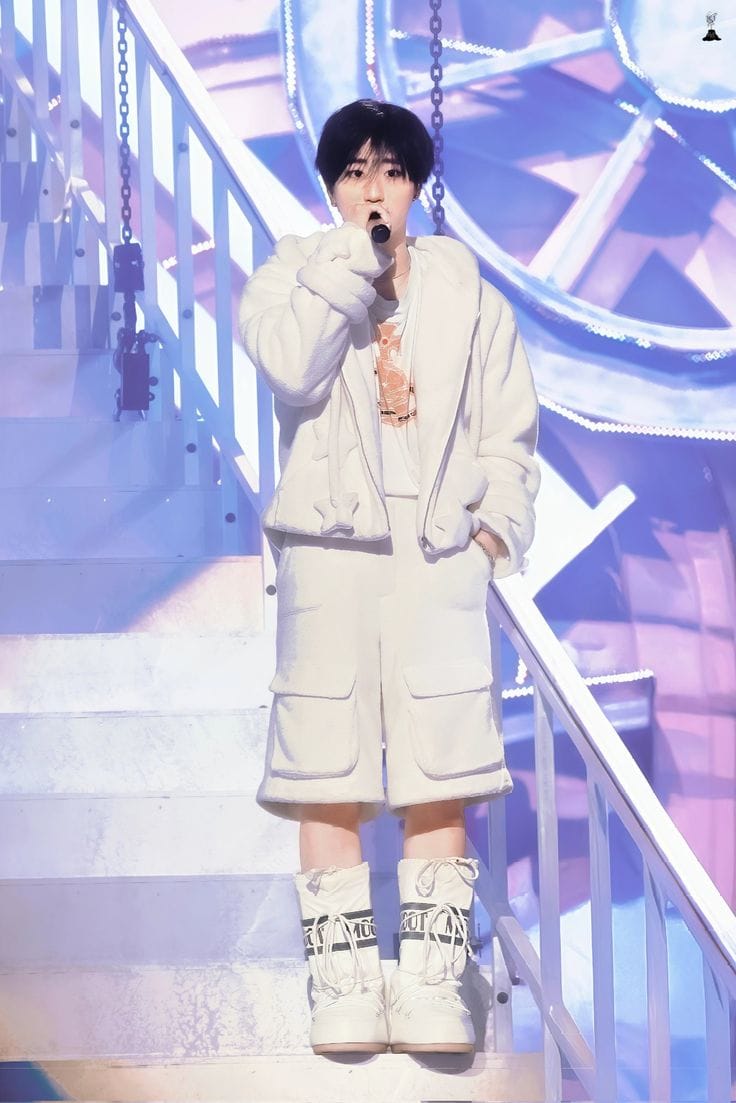 HAN (Stray Kids)的幕後花絮