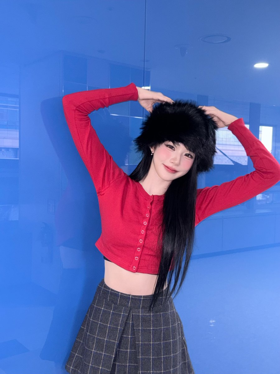 A moment captured by tripleS's fan