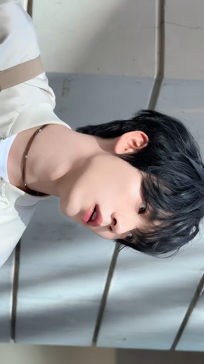 韩维辰 (ZEROBASEONE)的最新照片