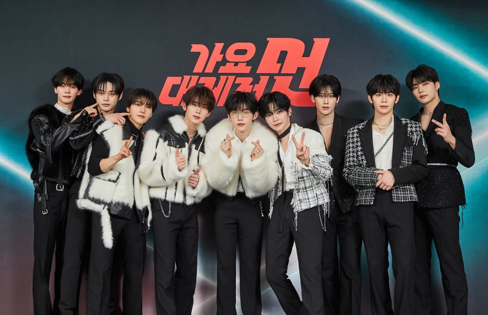 A moment captured by Park Gunwook (ZEROBASEONE)'s fan