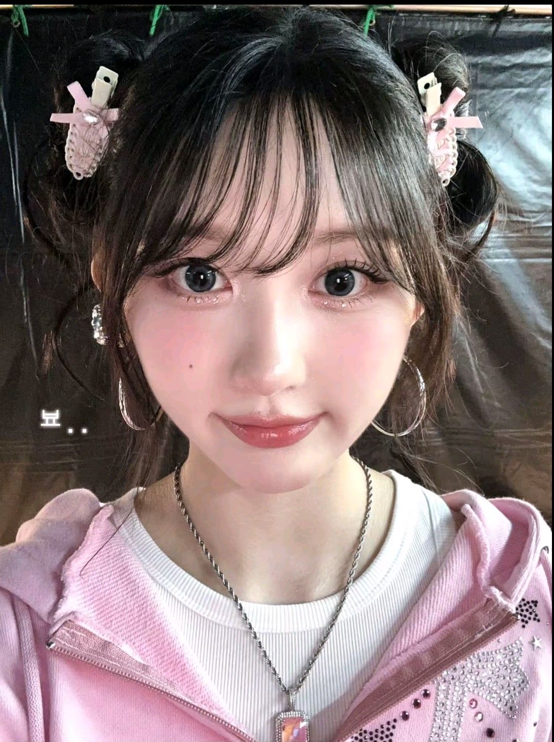 Behind-the-scenes cut of Gaeul (IVE)