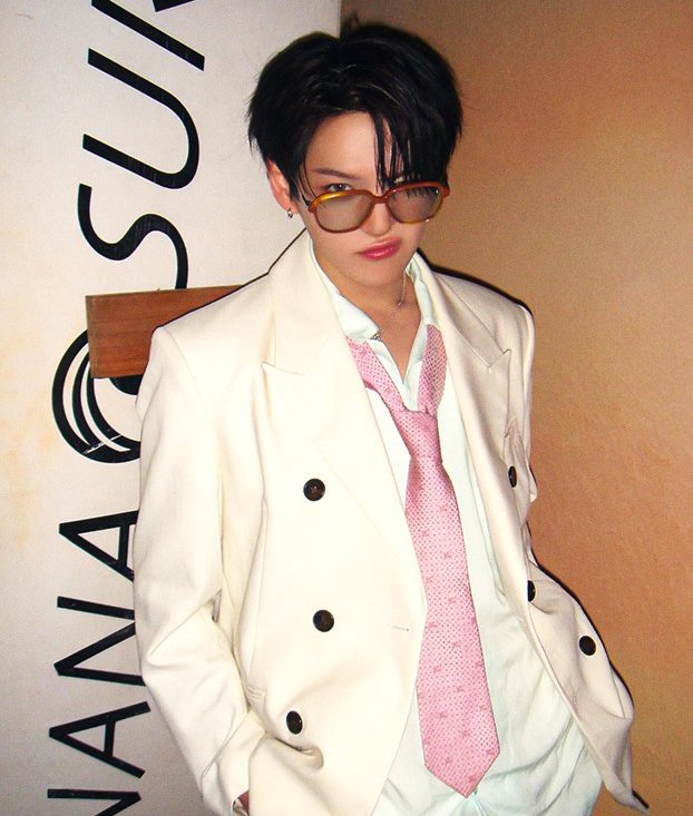 Latest photo of Yoshi (TREASURE)