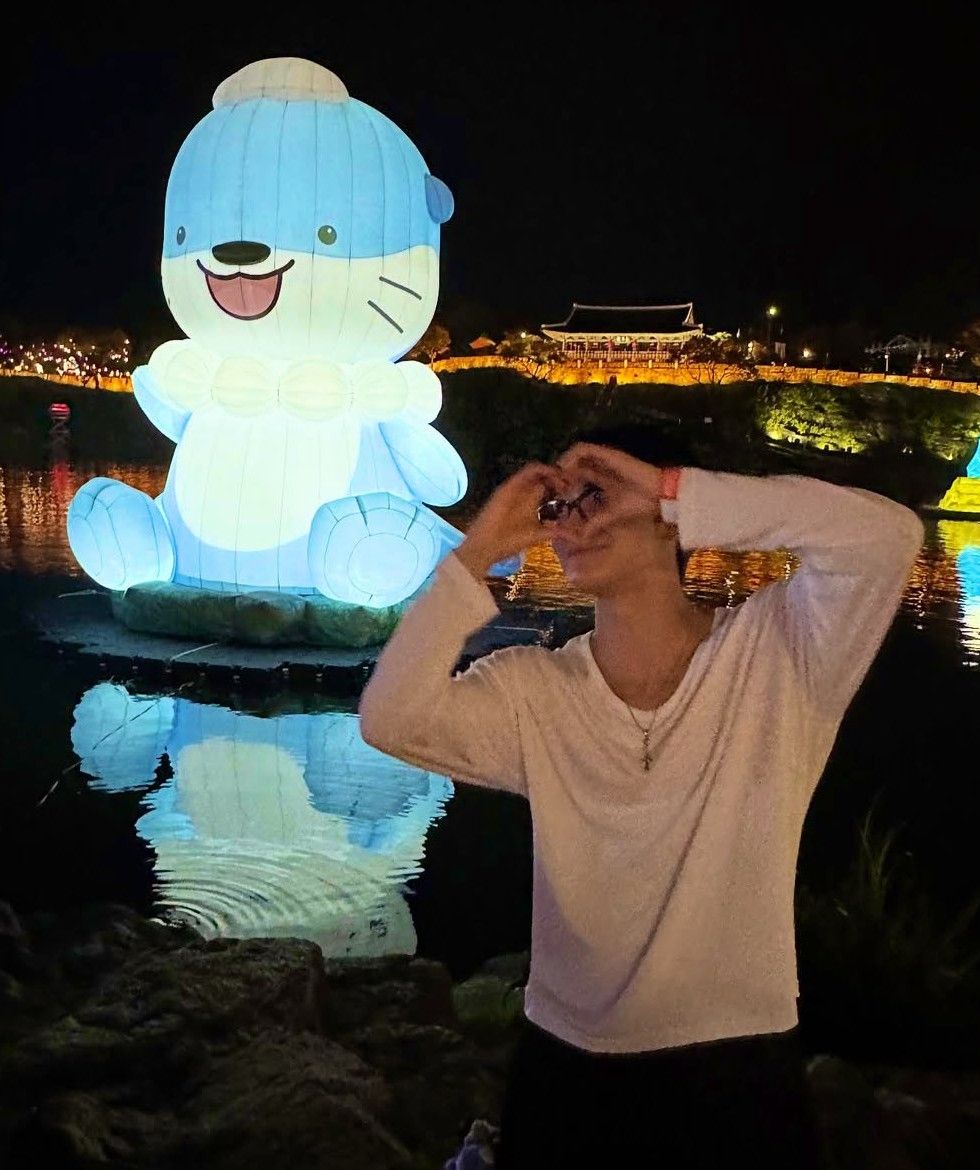 Recent activity shot of Seonghwa (ATEEZ)