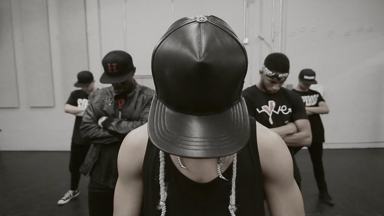 Recent activity shot of Taeyang (BIGBANG)