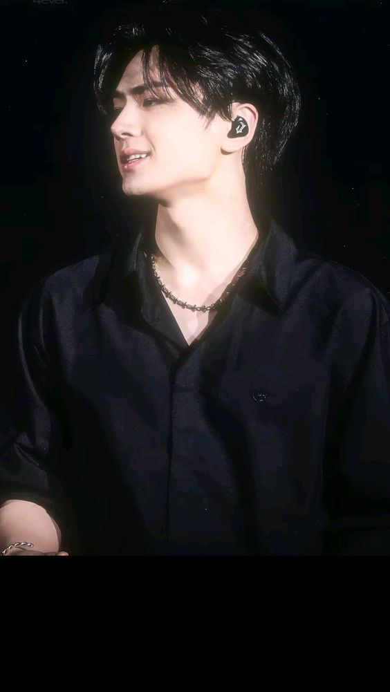 Fandom-recommended wallpaper image of Jay (ENHYPEN)