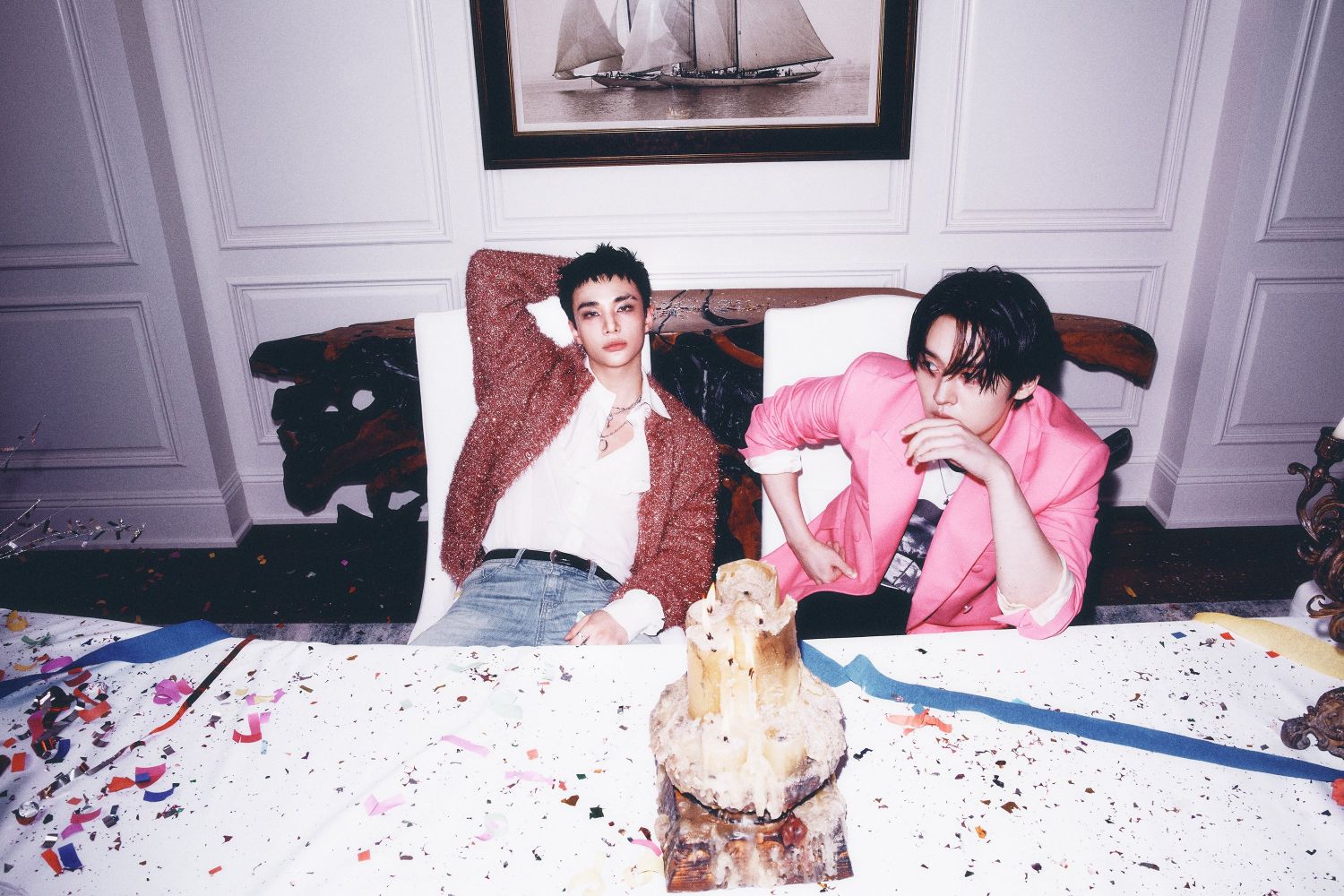 Today’s hot picks from the 현진 (Stray Kids) community