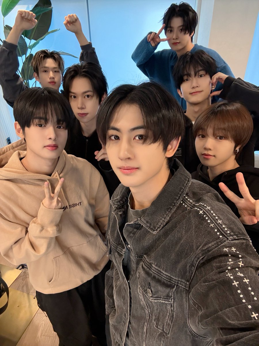 Latest photo of YOUNITE