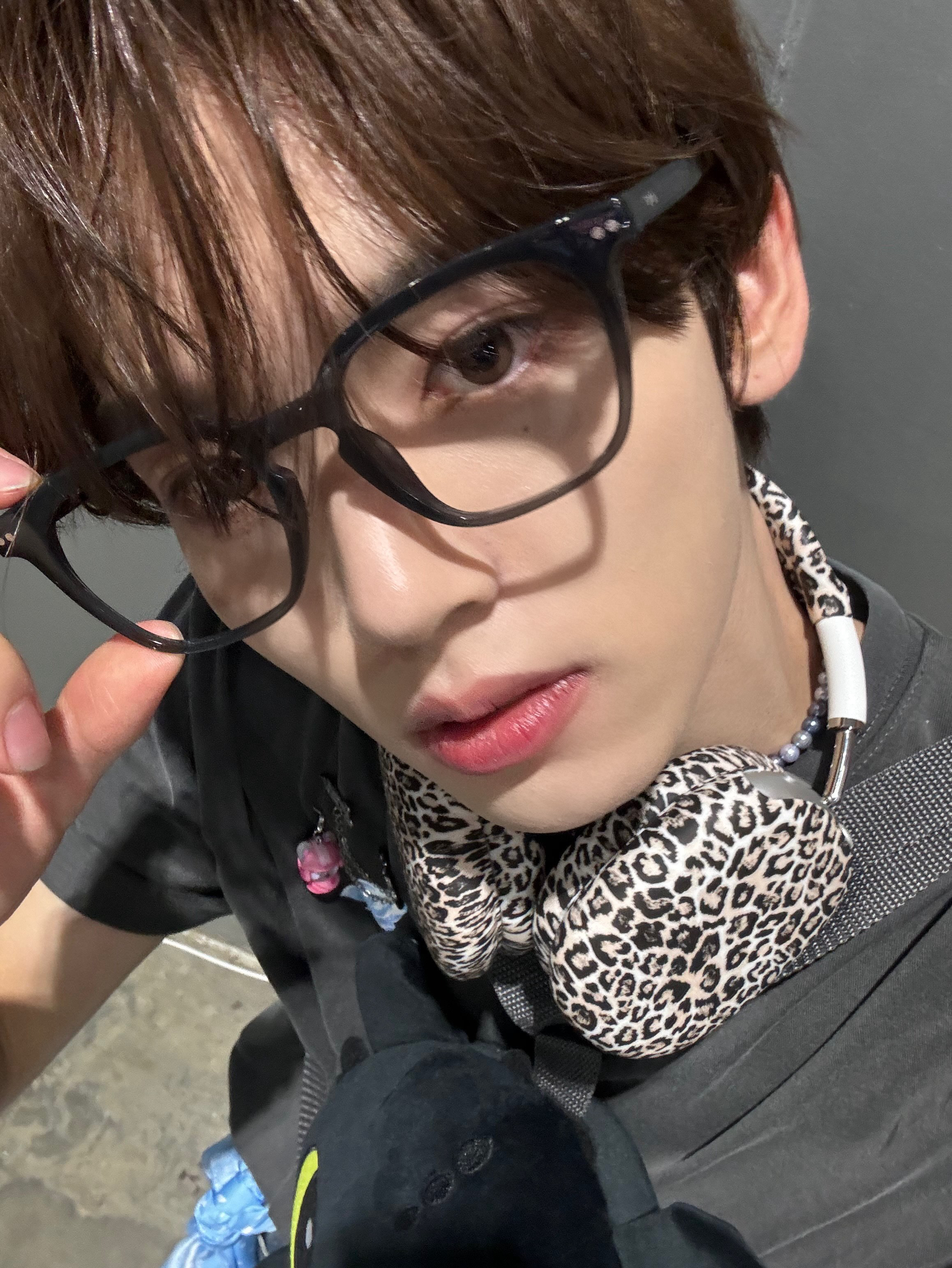 Recent activity shot of Han Yujin (ZEROBASEONE)