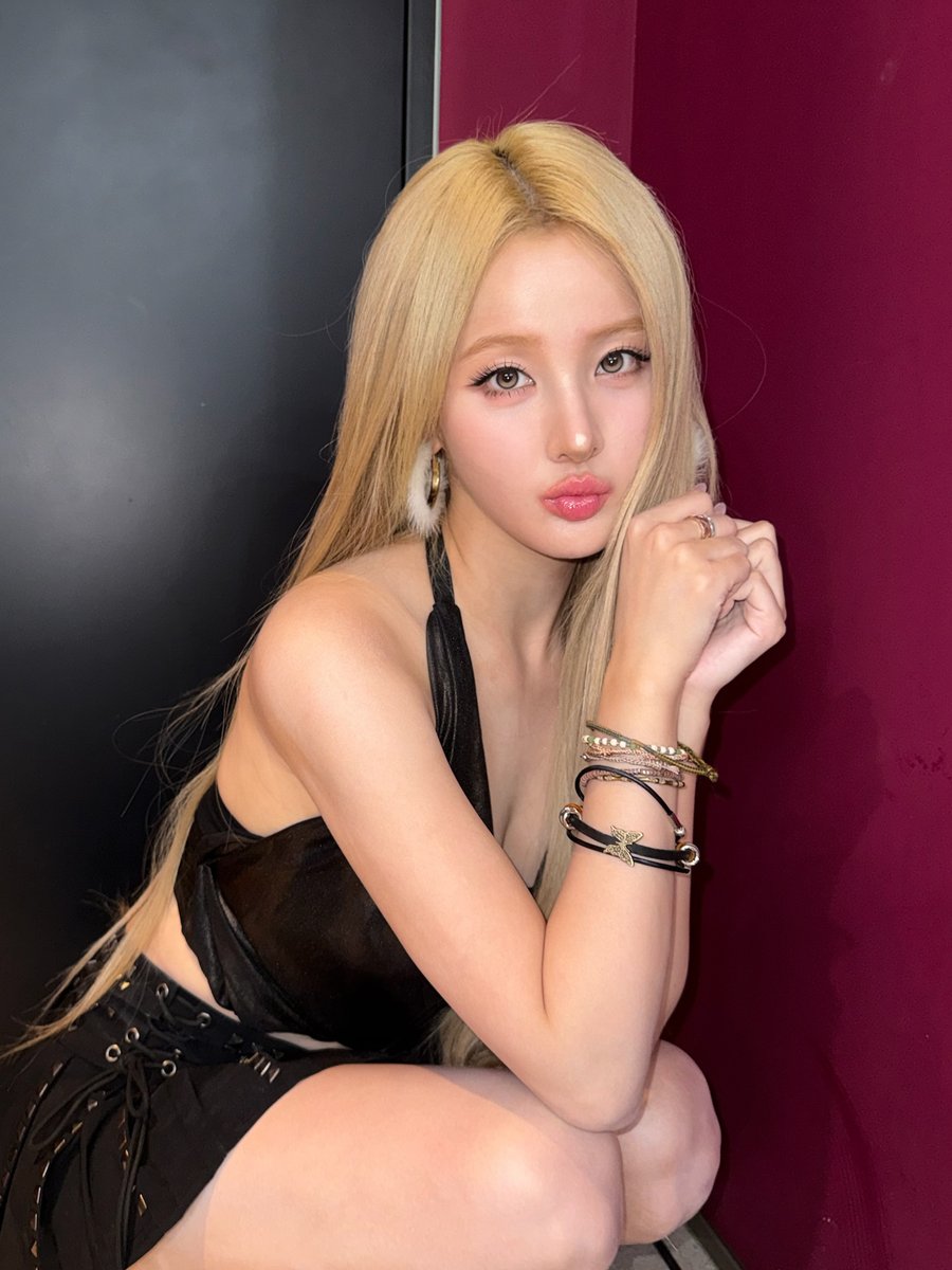 A moment captured by KISS OF LIFE's fan