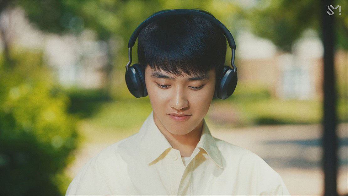 Recent activity shot of Sehun (EXO)