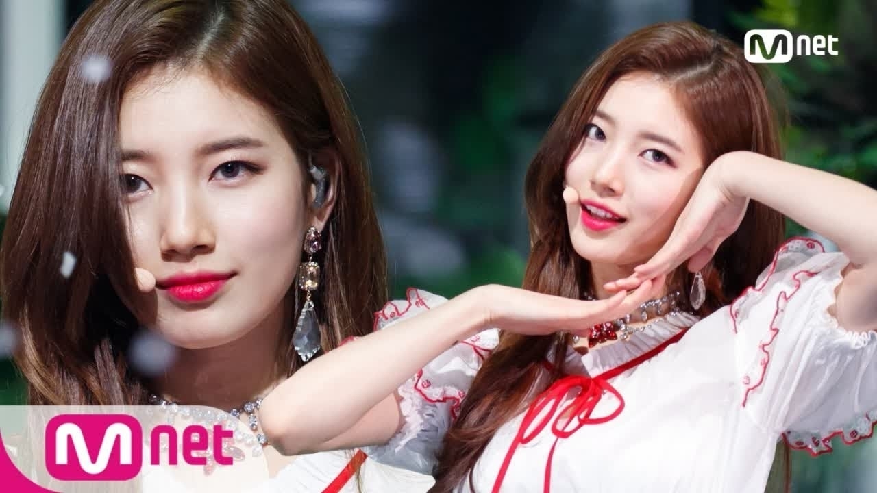 수지의 비하인드 컷