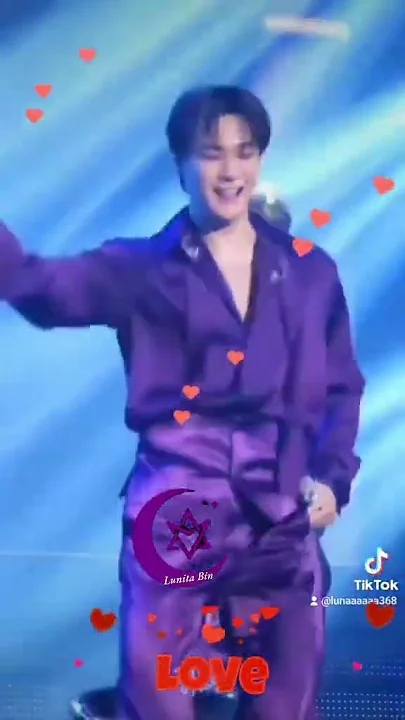 A moment captured by Moonbin (ASTRO)'s fan