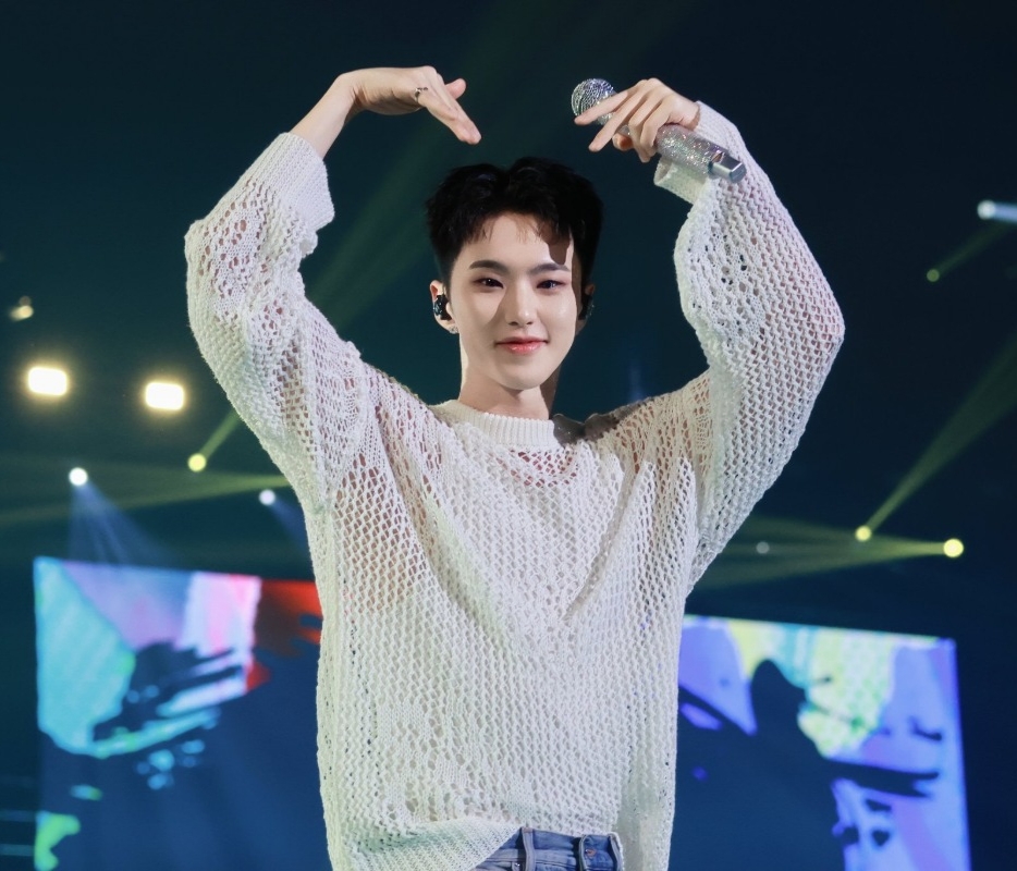 ホシ (SEVENTEEN)の最近の活動写真