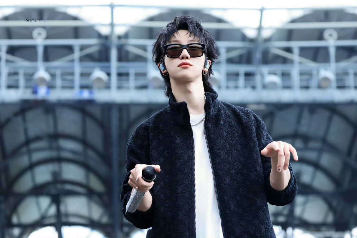 A moment captured by The 8 (SEVENTEEN)'s fan