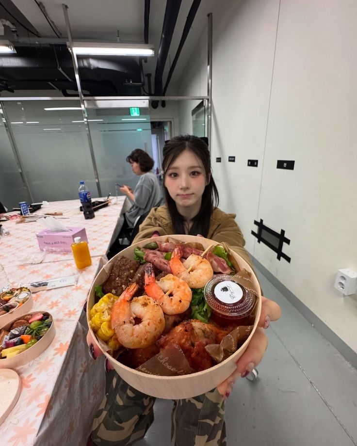 Recent activity shot of HeeJin (ARTMS)