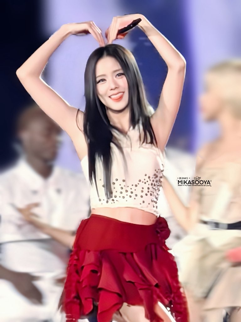 Behind-the-scenes cut of Jisoo (BLACKPINK)