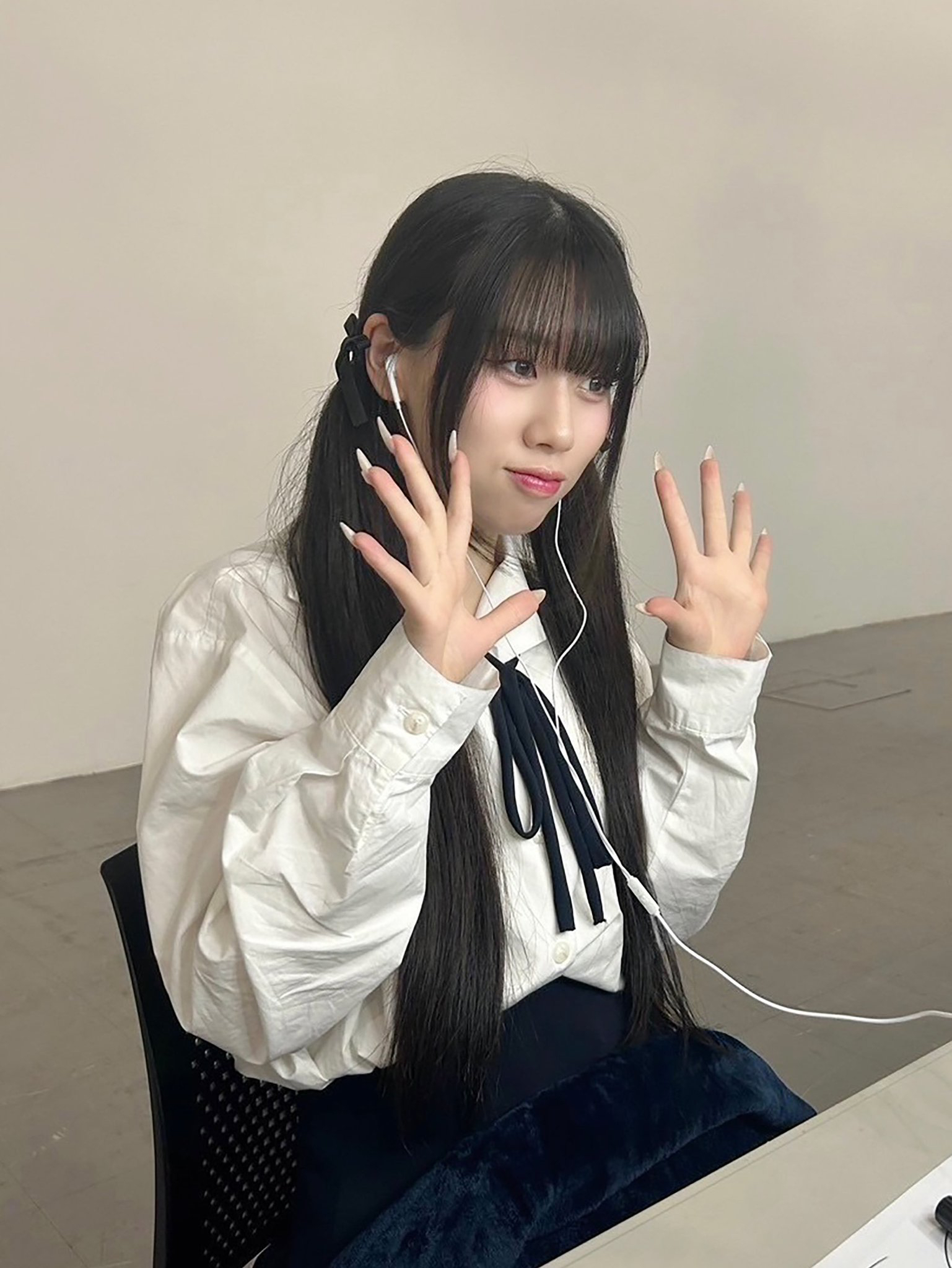 Behind-the-scenes cut of Takami Ayane (ME:I)