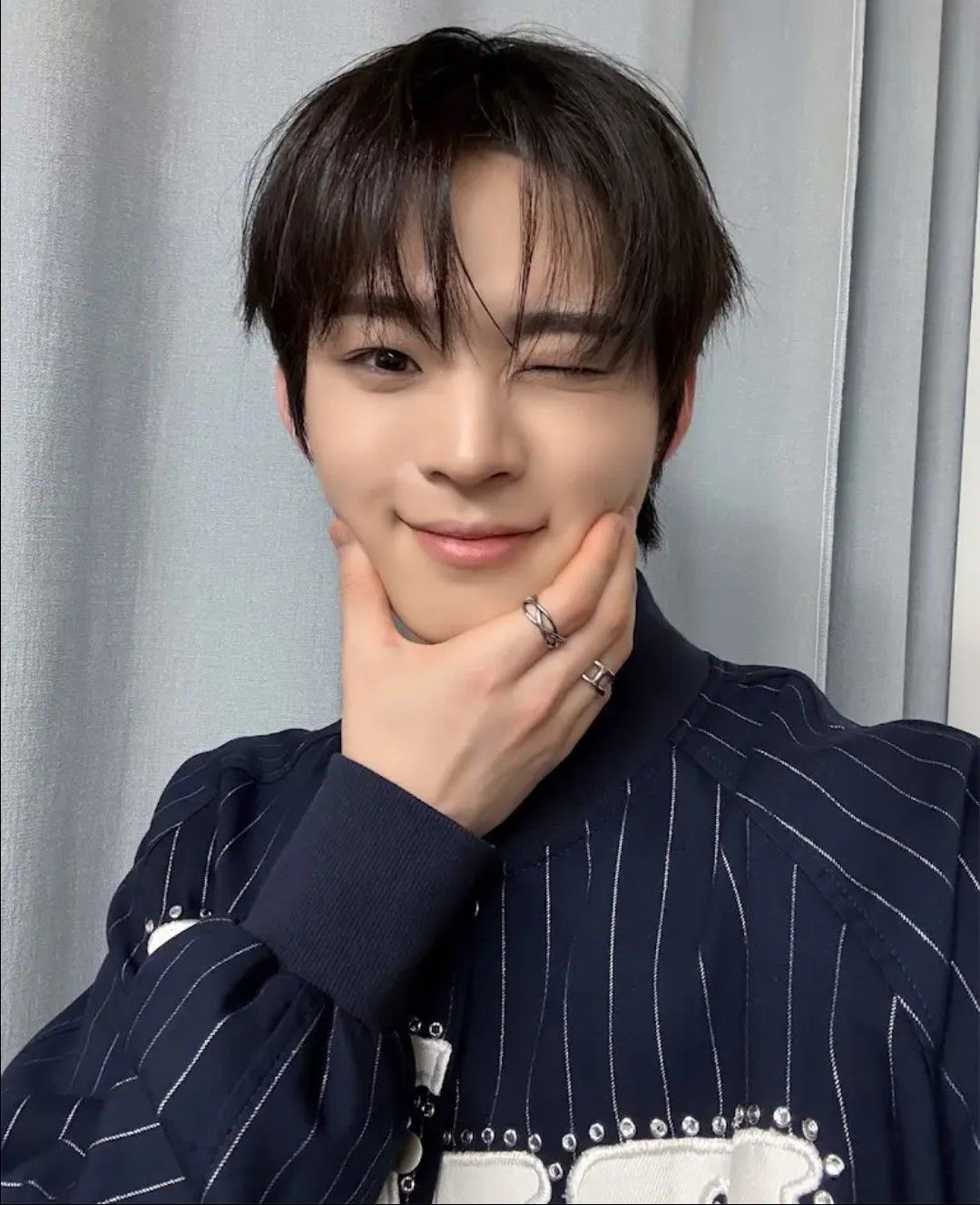A moment captured by Hyojin (ONF)'s fan