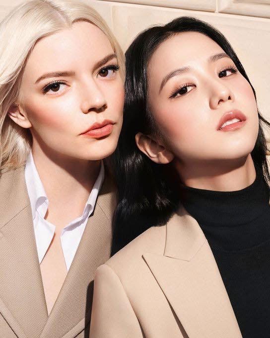 智秀 (BLACKPINK)的最新活動照片