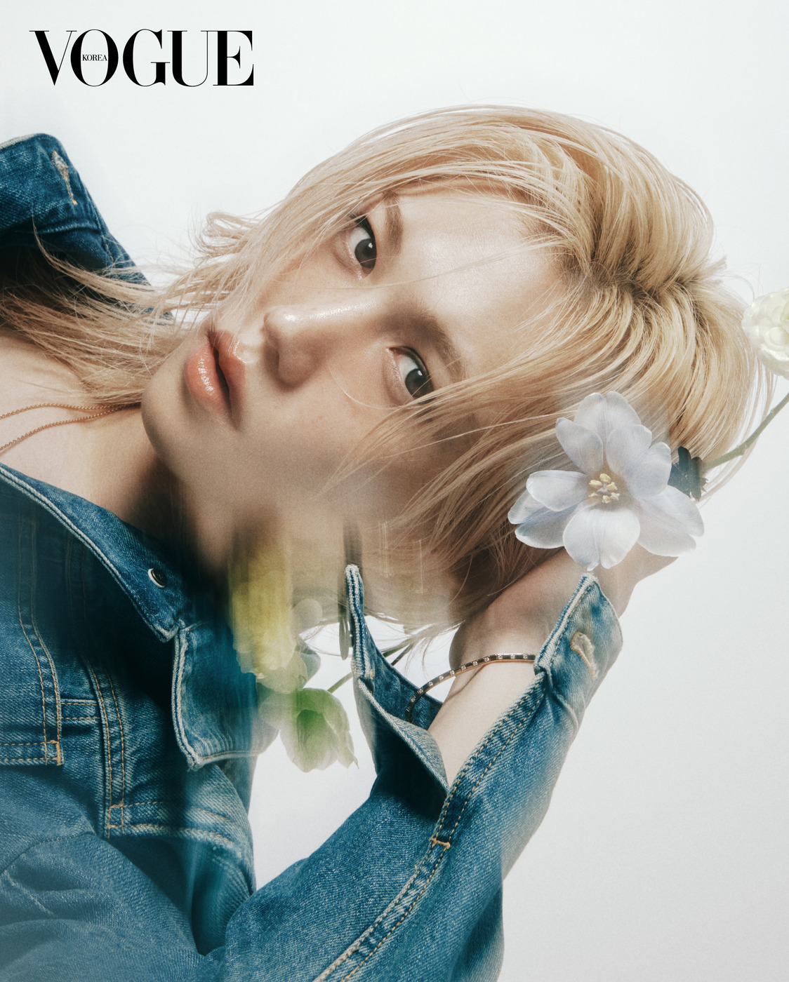 Recent activity shot of Felix (Stray Kids)