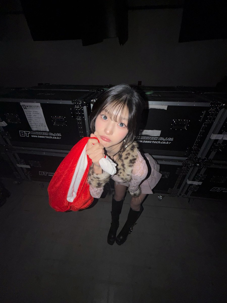 Latest photo of KISS OF LIFE