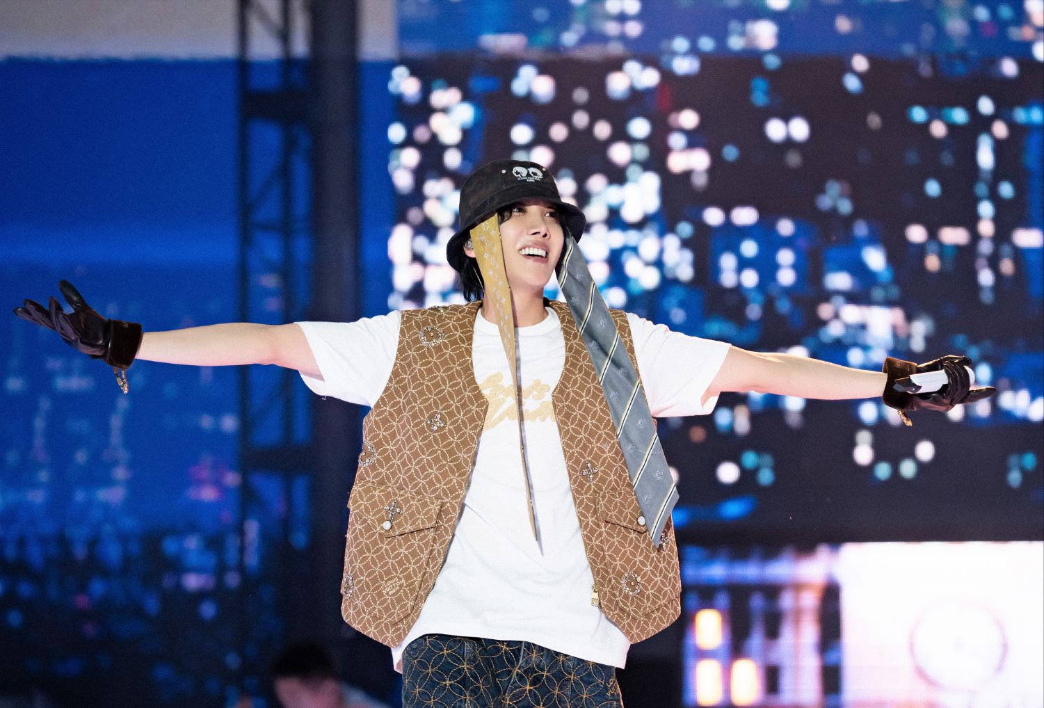 제이홉 (방탄소년단)의 비하인드 컷