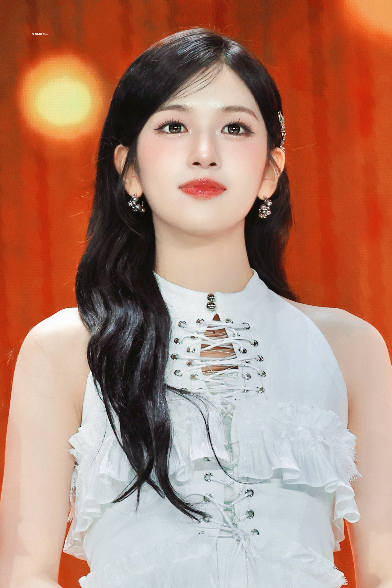 안유진 (IVE)의 비하인드 컷