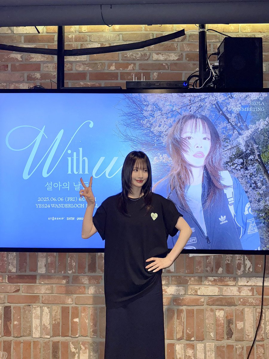 Behind-the-scenes cut of WJSN