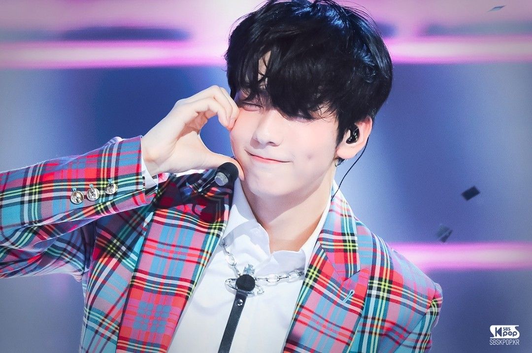 A moment captured by Soobin (TOMORROW X TOGETHER)'s fan