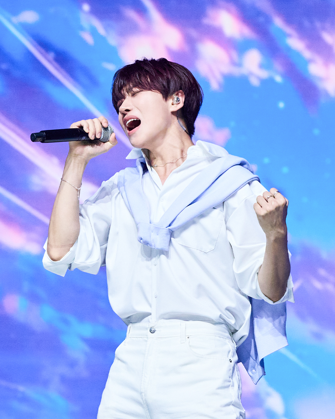 A moment captured by Sun Hengyu's fan