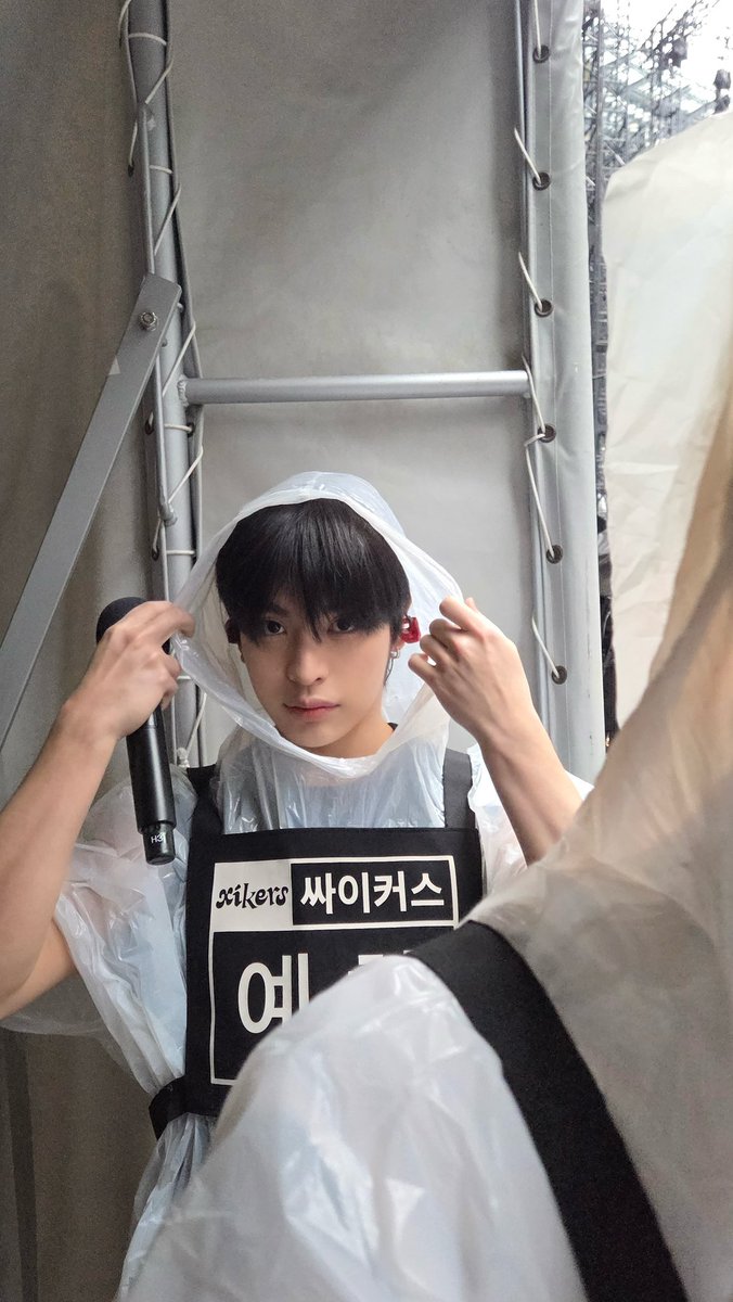 Fan-made special wallpaper for Xikers