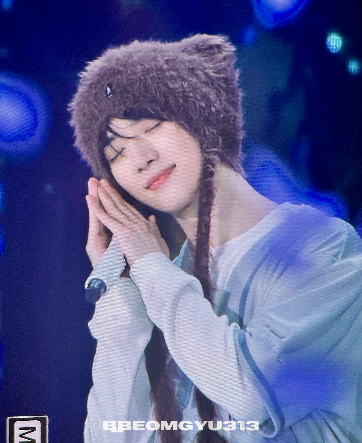 A moment captured by Beomgyu (TOMORROW X TOGETHER)'s fan