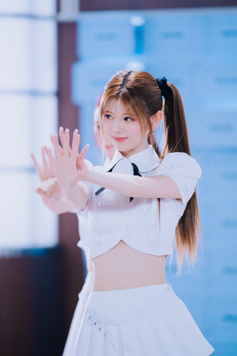 Latest photo of NiziU