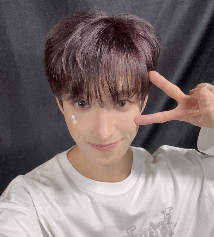 Latest photo of DK (SEVENTEEN)