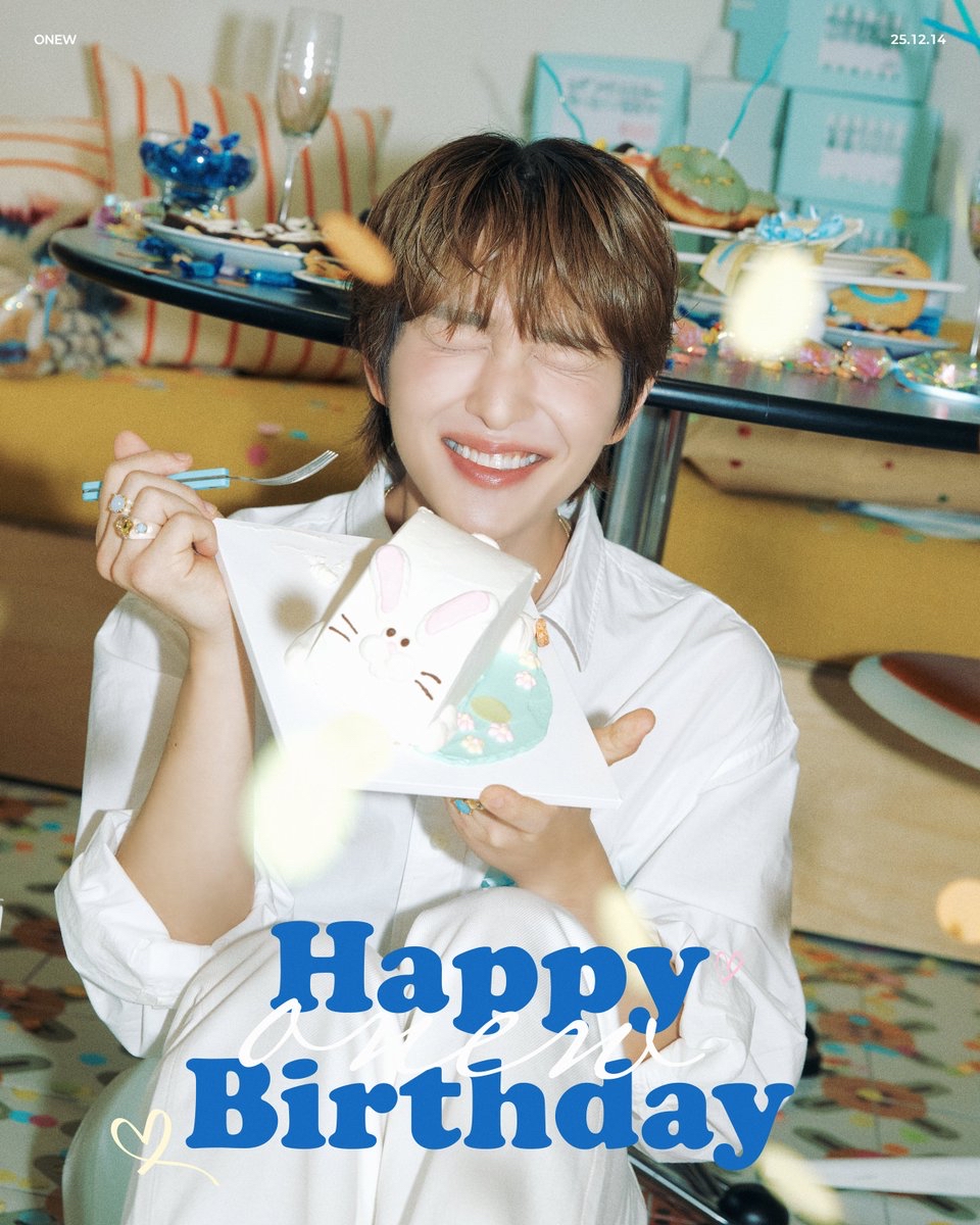 A moment captured by Onew (SHINee)'s fan