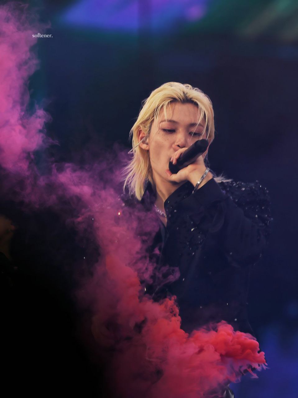 Latest photo of Felix (Stray Kids)