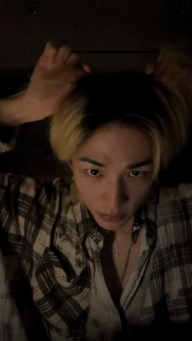 Latest photo of Hyunjin (Stray Kids)