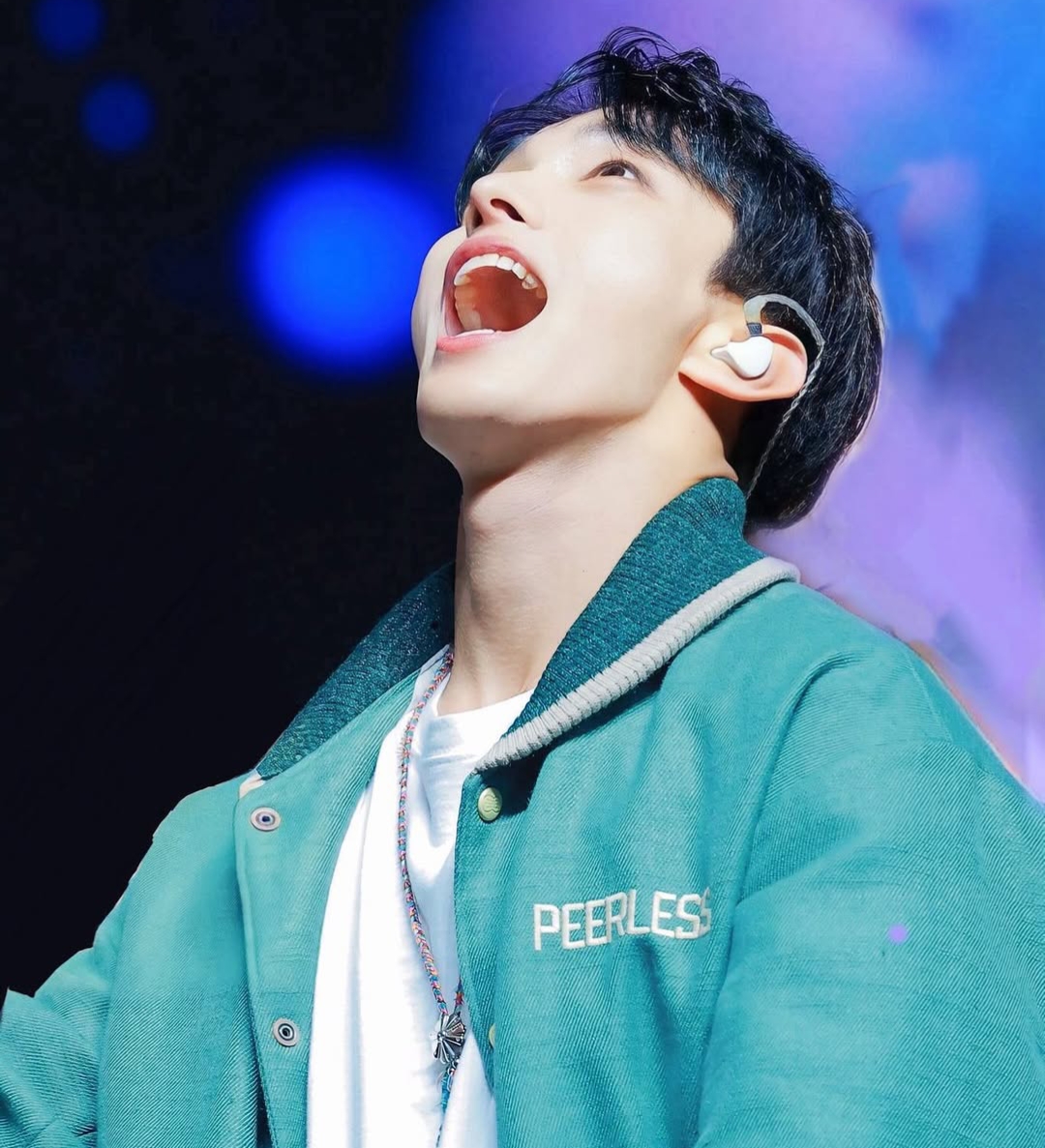 Latest photo of DK (SEVENTEEN)