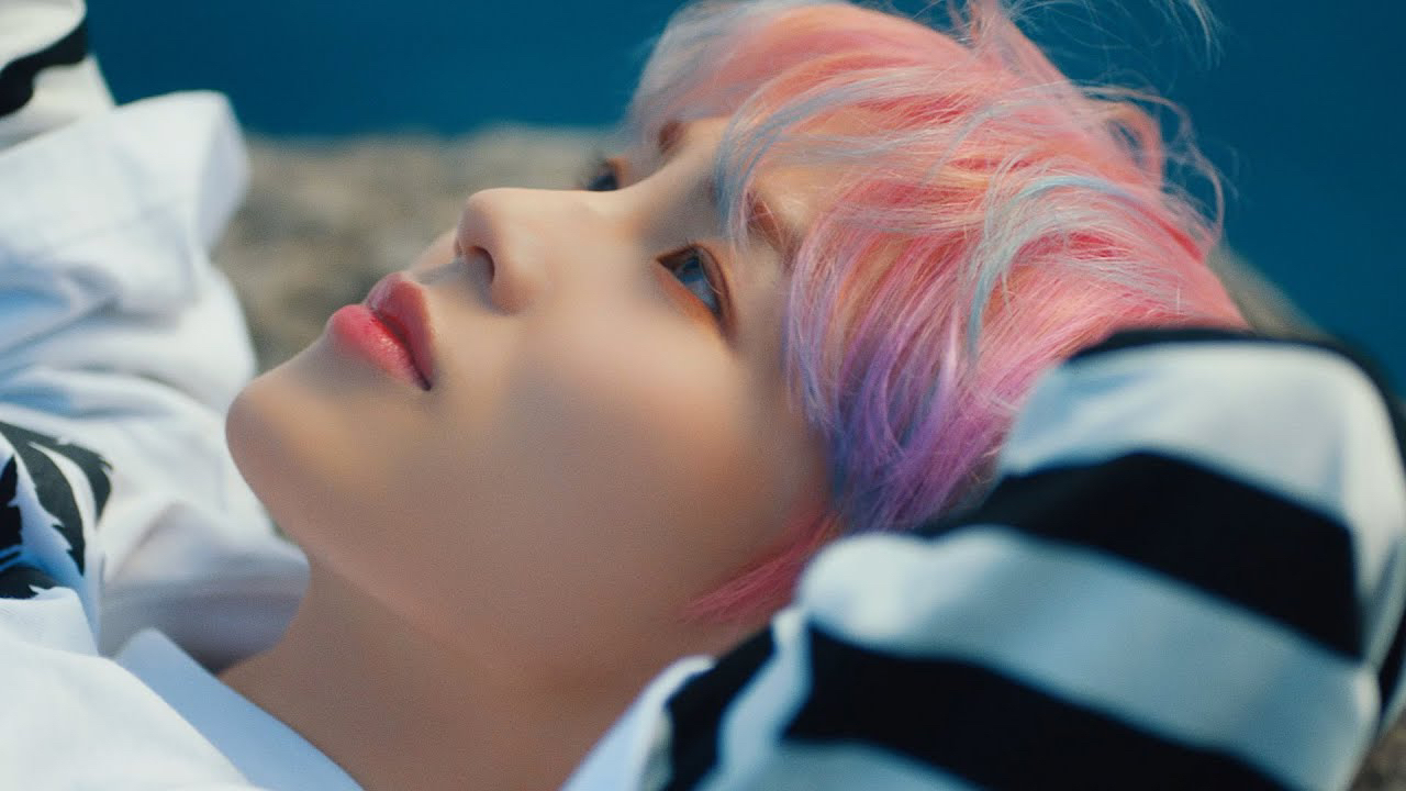 Behind-the-scenes cut of Ha Sungwoon
