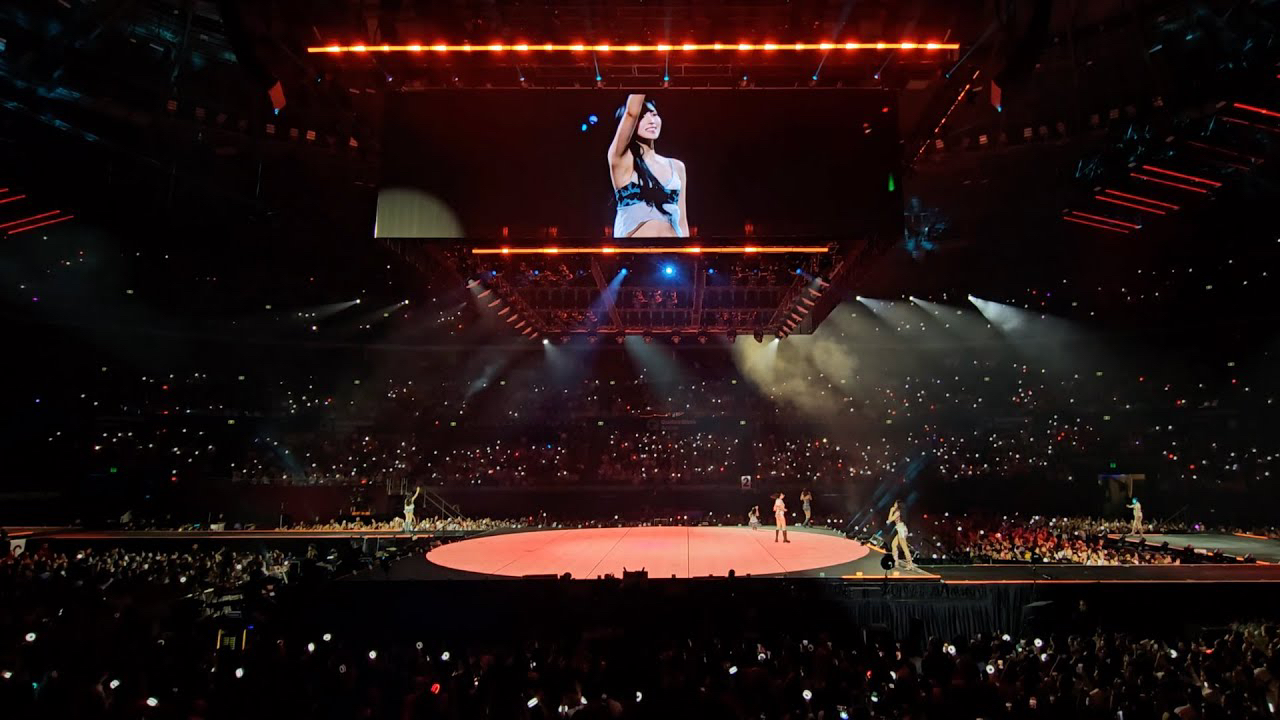 Potret di balik layar TWICE