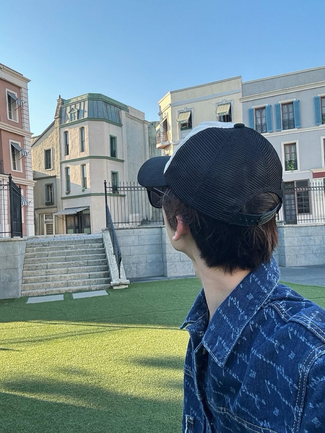 A moment captured by Han Yujin (ZEROBASEONE)'s fan