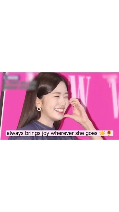 Today's most popular wallpaper in the An Yujin (IVE) community