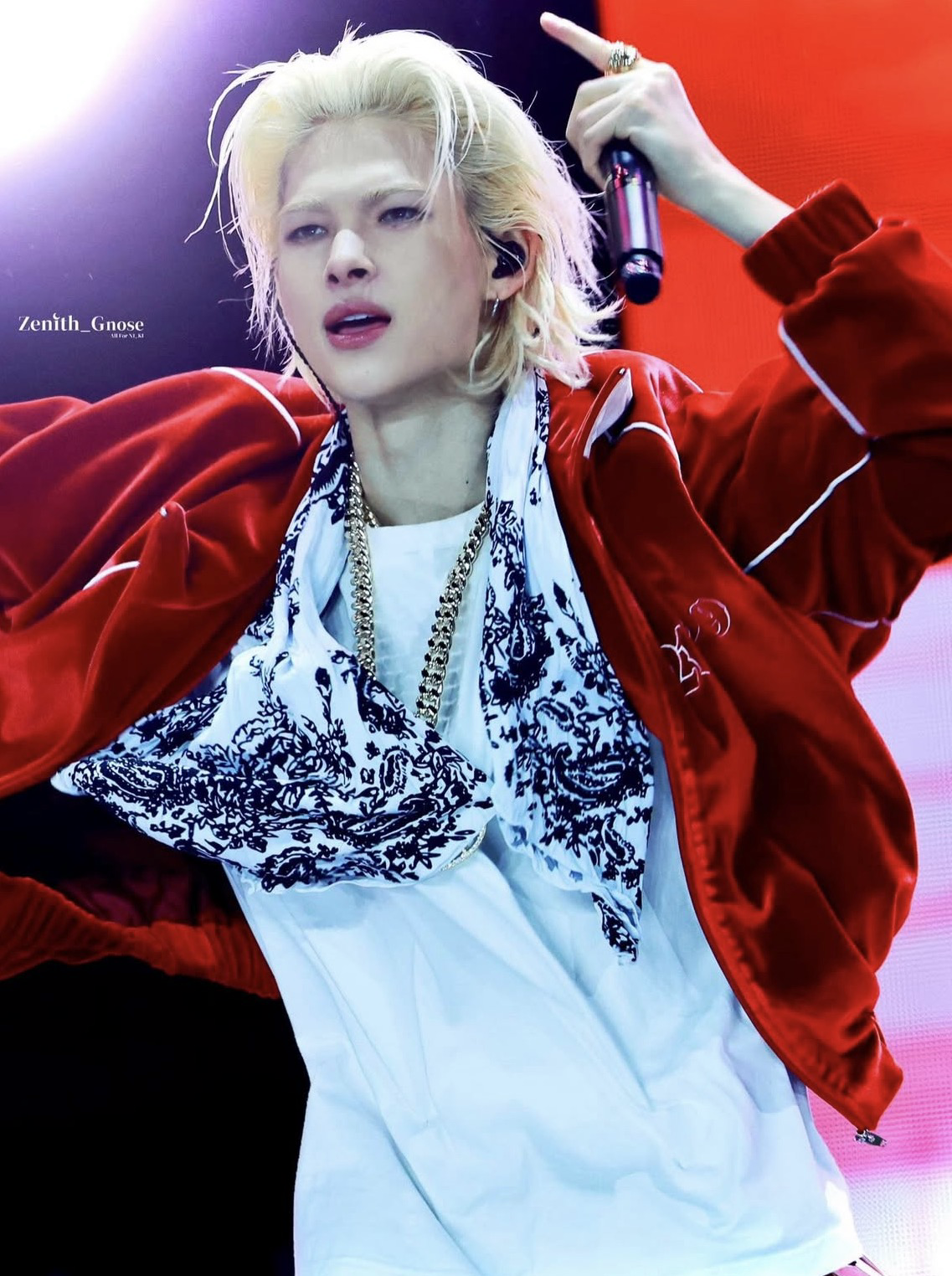 Behind-the-scenes cut of NI-KI (ENHYPEN)