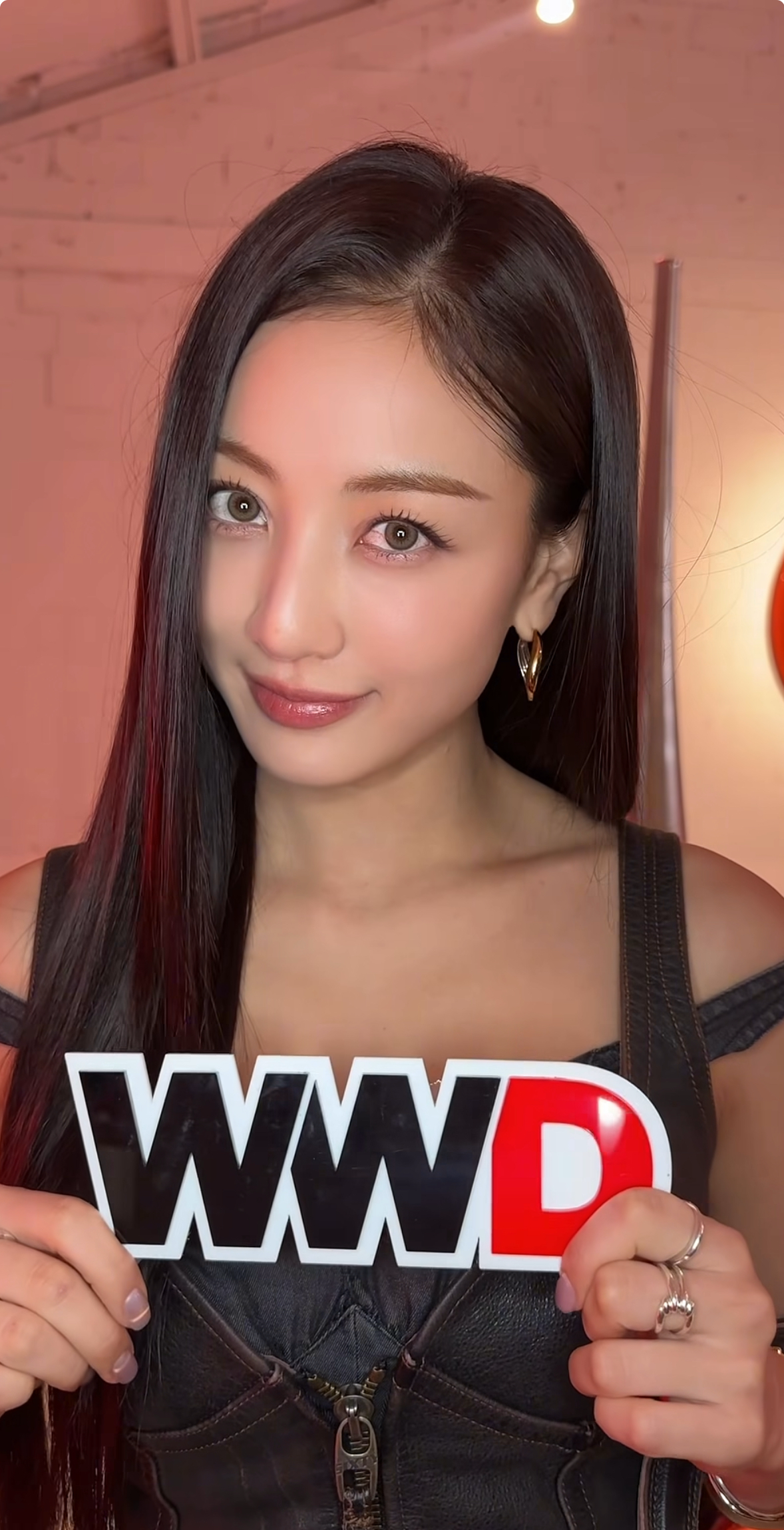 志效 (TWICE)的幕後花絮