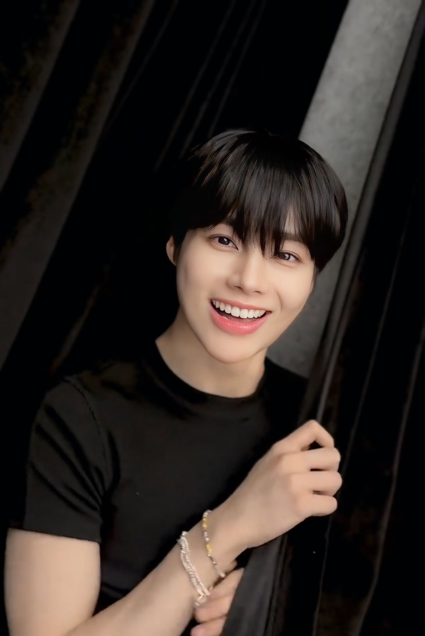 Recent activity shot of Hanbin (TEMPEST)