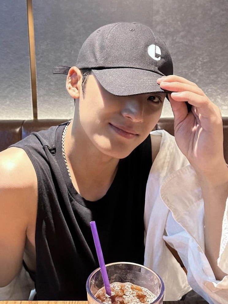 Recent activity shot of Mingyu (SEVENTEEN)