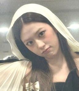 Recent activity shot of An Yujin (IVE)