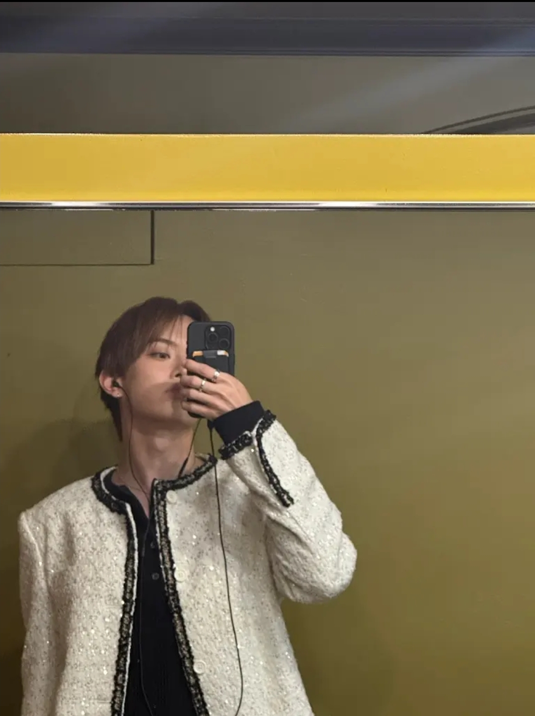 A moment captured by Kangmin (VERIVERY)'s fan